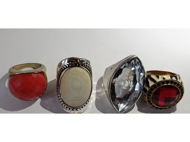 КАБЛУЧКИ.ПЕРСТНІ.ПЕЧАТКИ