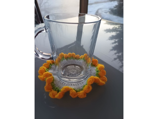 Подставка под горячее в виде букета цветов