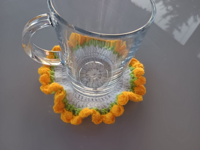 Подставка под горячее в виде букета цветов