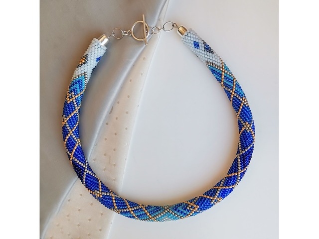 Прикраса із бісеру кольє-джгут "Північне сяйво"