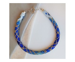 Прикраса із бісеру кольє-джгут 