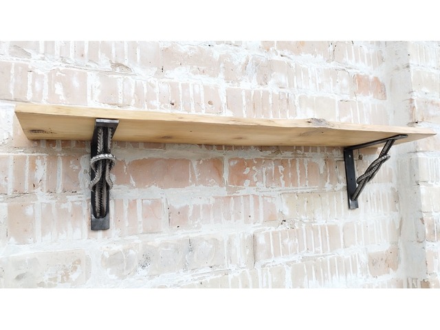 Настінна полиця в стилі лофт з натурального дерева та металу