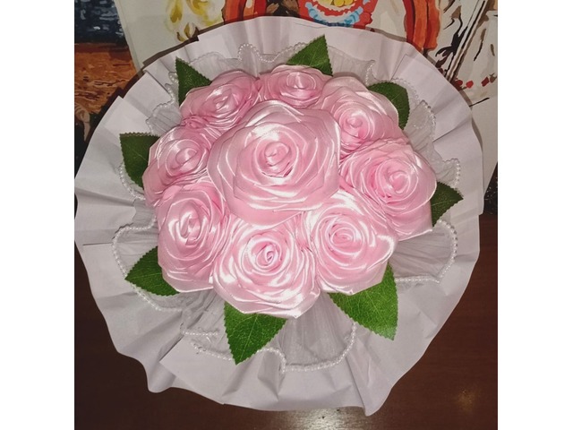 Букет рожевих троянд