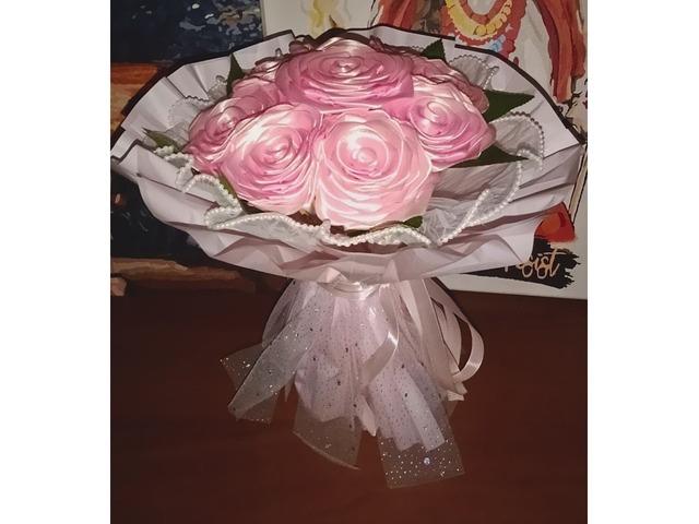 Букет рожевих троянд