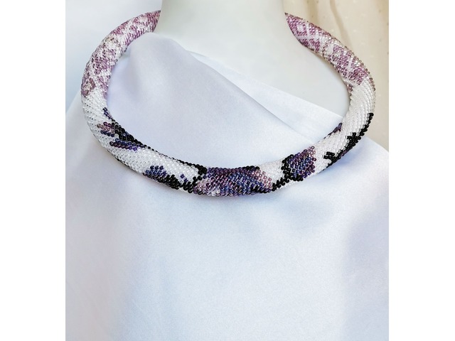 Прикраса із бісеру кольє-джгут "Симфонія"