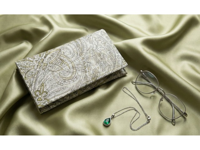 Текстильний клатч з візерунком пейслі  Оливкова сумка-конверт із бавовни
