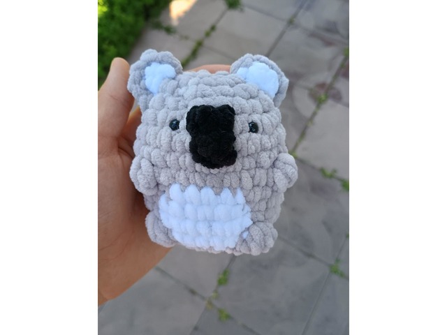 Коала из плюша