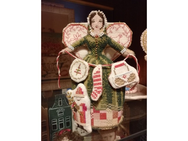 Гарна інтер'єрна лялька hand made
