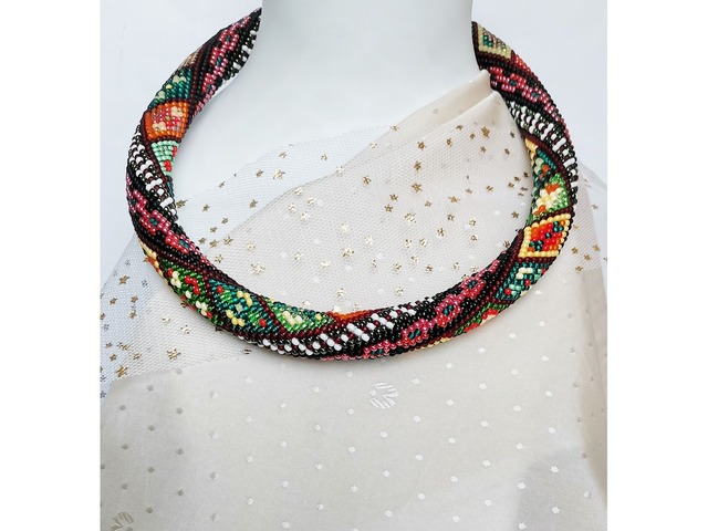 Прикраса із бісеру кольє-джгут "Буковинець"