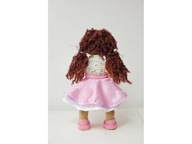 Интерьерная кукла ручной работы в розовом платье