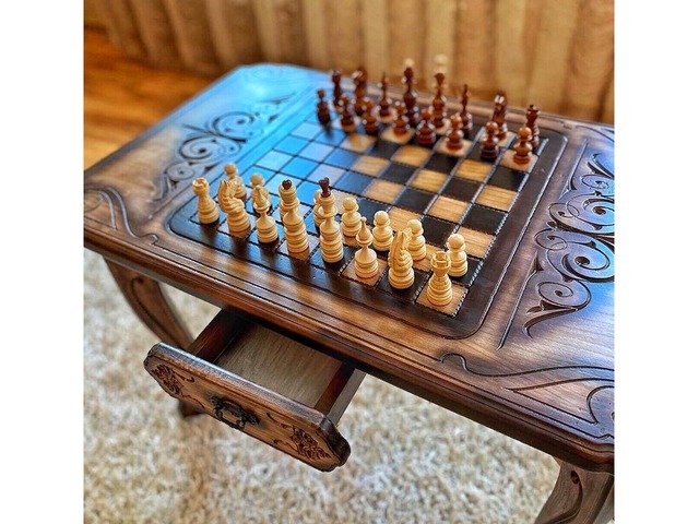 Шахматный стол ручной работы