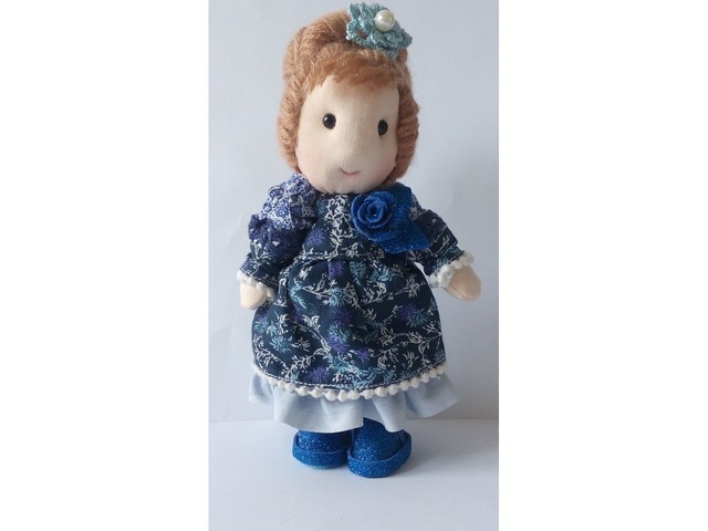 Текстильная интерьерная кукла ручной работы Лидия