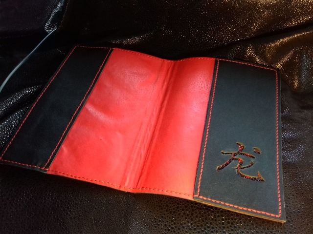 Блокнот в кожаной обложке "Красный Дракон"