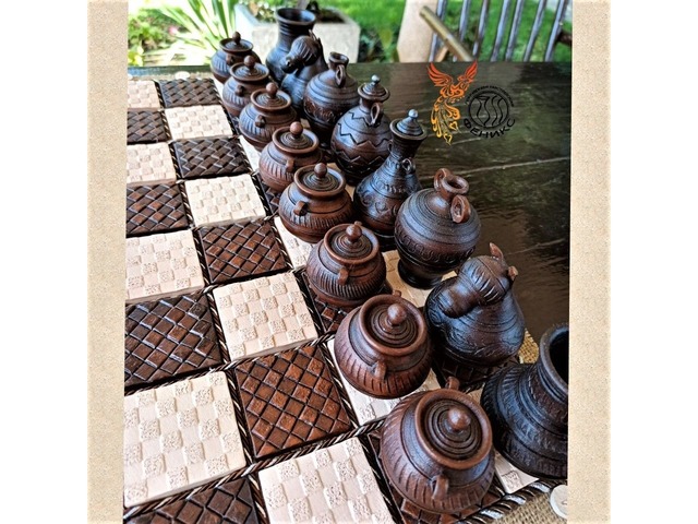 Глиняные гончарные шахматы