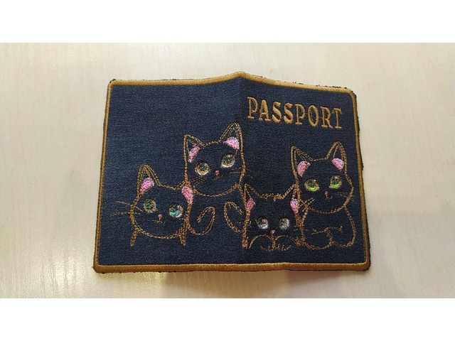 Обложка на паспорт"Кошечки"