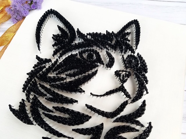 Картина черный кот, стринг арт, черно-белый декор панно, подарок котик