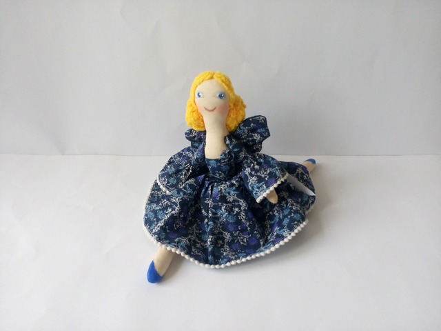Интерьерная текстильная кукла в стиле тильда