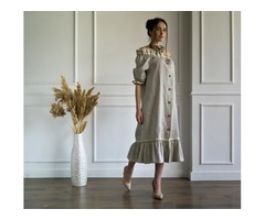 Повседневное платье в этно стиле с открытыми плечами из 100% льна