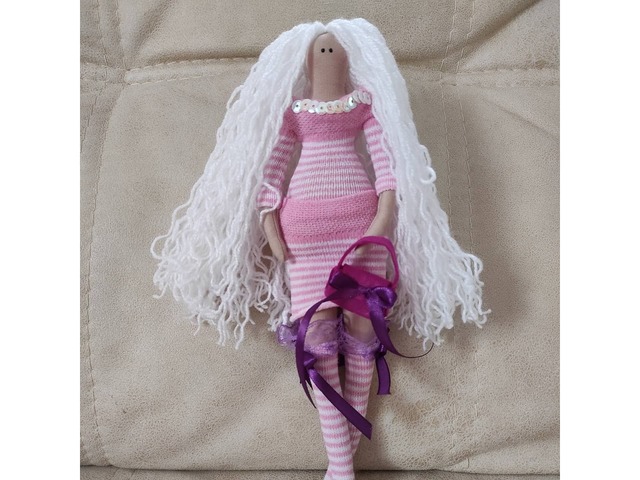 Текстильная кукла тильда